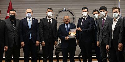 GENÇ MÜSİAD’DAN BÜYÜKKILIÇ’A ZİYARET