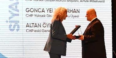 Gonca Yelda ORHAN ÇGD'nin Yılın Siyasetçi ödülüne layık görüldü