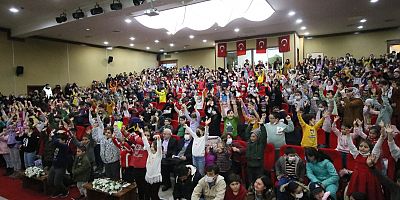 HACILARDA ÇOCUK ETKİNLİĞİ BULUŞMASINA YOĞUN İLGİ 