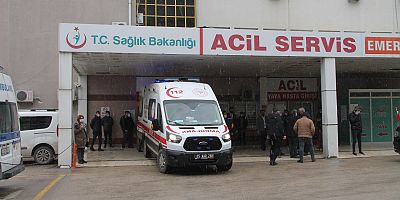 İki sağlık görevlisi birbirini darp etti