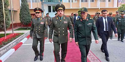 İran Tacikistan’da IHA fabrikası açtı