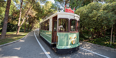 İzmir Fuarı'nda 57 yıllık nostalji treni, tramvaya dönüşecek