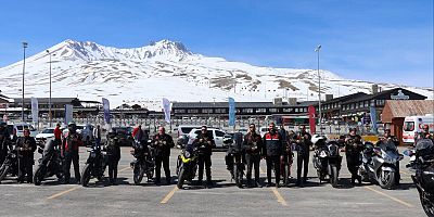 jandarma Erciyes de Vatandaşların Gönlünü Fethetti