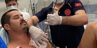 Kalbine zıpkın saplanan genç kurtarıldı