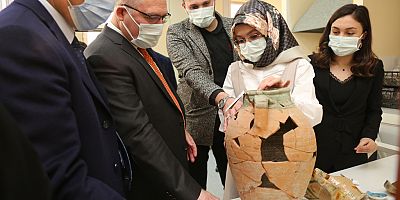 KALE PROJESİNDE 42 BİN PARÇA BİZANS,SELÇUKLU VE OSMANLI DÖNEMİNE AİT ESERLER ÇIKARILDI...