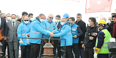 KAYSERİ ANAFARTALAR-ŞEHİR HASTANESİ-MOBİLYAKENT TRAMVAY HATTI İLK RAY KAYNAK TÖRENİ YAPILDI
