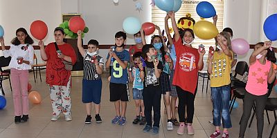 KOCASİNAN’DA ÇOCUKLAR, YAZ TATİLİNDE HEM ÖĞRENDİ HEM DE DOYASIYA EĞLENDİ