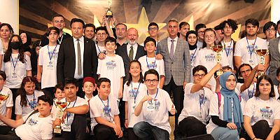  KOCASİNAN’IN YILDIZLARI ÖDÜLLENDİRİLDİ