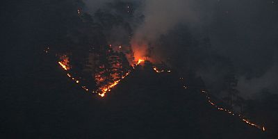 Manavgat'taki büyük yangında 2'nci gün; bir mahalle daha boşaltıldı