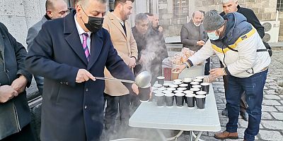 MHP İl Başkanı Adnan İncetoprak Çorba İkramında Bulundu