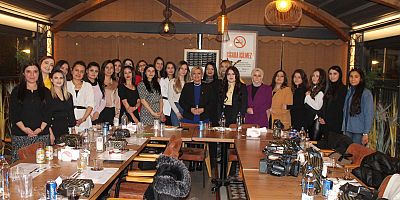 MHP KAYSERİ KAÇEP, KADIN GAZETECİLERLE BULUŞTU