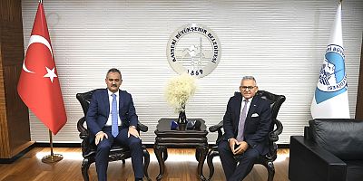 Milli Eğitim Bakanı Özer, Başkan Büyükkılıç'ı Ziyaret Etti