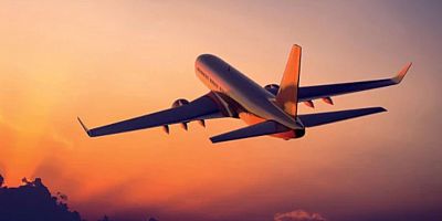 Mısır ulusal havayolu şirketlerine İran hava sahasından uzak durma talimatı verdi