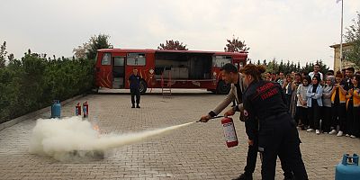 Öğrencilere Gerçeğini Aratmayan Tatbikat