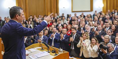 Özgür Özel: 'Türkiye’de yaşanan ve yaşatılan süreç, bir sivil darbe girişimidir'