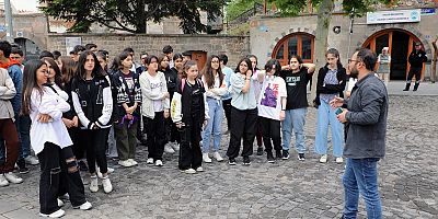‘ROTA TALAS’ GEZDİRİYOR, ÖĞRETİYOR