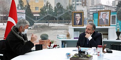 Şeffaf Oda da Yalçın, yine çeşitli istek ve önerileri dinledi.