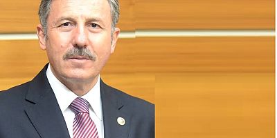 Selçuk Özdağ:”Özgür basın ağır bir kıskaç ve sansür tehditi altında”