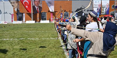 SELÇUKLU VE OSMANLI DÖNEMİNDE KULLANILAN KIYAFETLERE YENİDEN HAYAT VERİLDİ