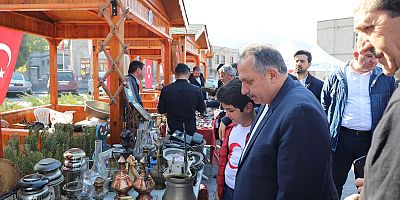-TALAS’IN VAZGEÇİLMEZİ ‘ANTİKA PAZARI’ HIZ KESMEDEN DEVAM