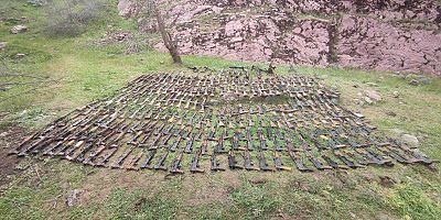 Terör Örgütü PKK’ya Ait Çok Sayıda Silah Ele Geçirildi