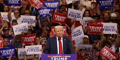 Trump'ın kampanya e-postaları hacklendi