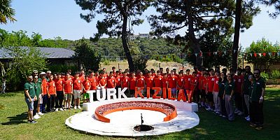 Türk Kızılay yaz boyunca 53 ilden gençleri ağırlıyor