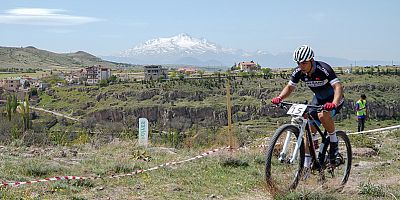 Uluslararası Dağ Bisikleti Yarışları heyecanı yaşandı.