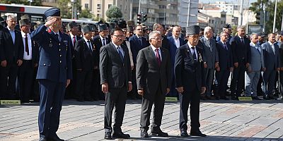 Vali Çiçek ve Başkan Büyükkılıç, Gaziler Günü'nü Kutladı