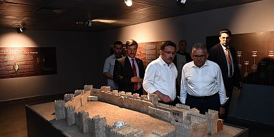 Vali Çiçek ve Başkan Büyükkılıç'tan 