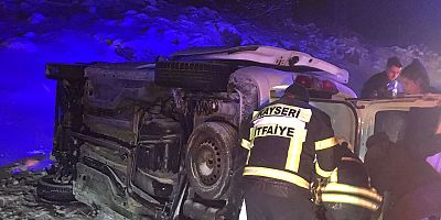 Yahyalı’da hafif ticari araç şarampole devrildi: 4 yaralı