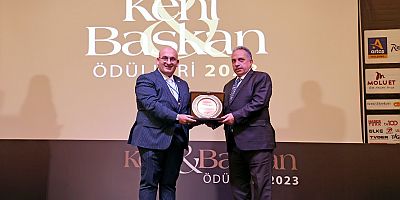 YALÇIN'A İKİ ÖDÜL BİRDEN