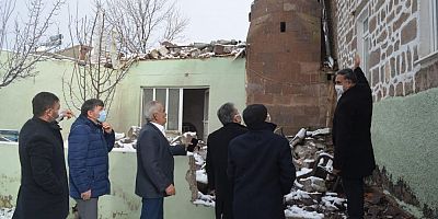 YILDIRIM DÜŞEN 73 YILLIK CAMİ İÇİN İNCELEMELER BAŞLADI