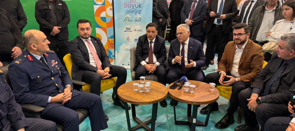 Vali Gökmen Çiçek: 35 hesap üzerinden çocuklarımızı ve aileleri panikletecek seviyede doğru olmayan bilgilerin paylaşıldığı ifade ediliyor